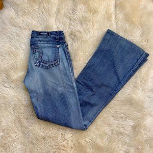 NWOT Rock & Republic Flare Jeans